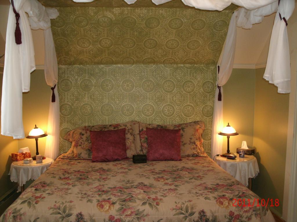Ici Et Maintenant Bed and Breakfast Magog Habitación foto